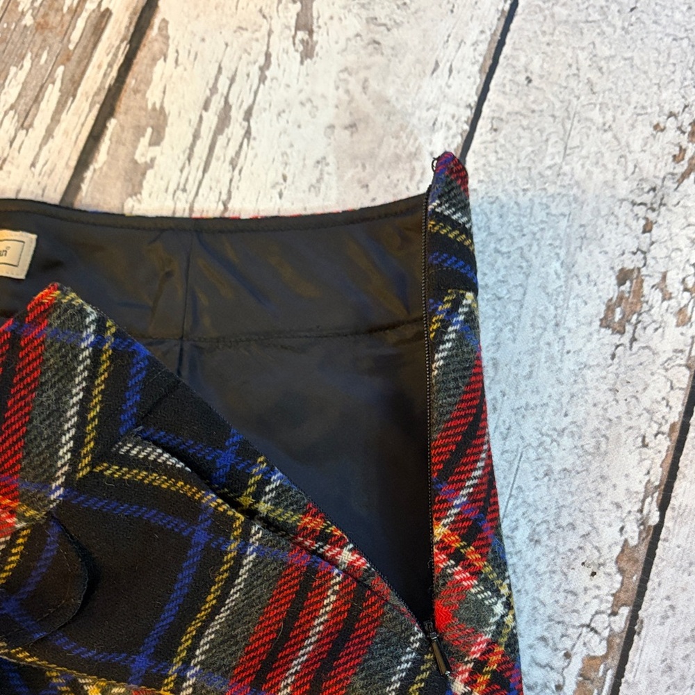 L.L. Bean Red and Black Plaid A-Line Skirt - Sz 10 - Picture 4 of 16